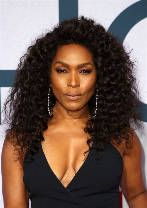 angela bassett photo